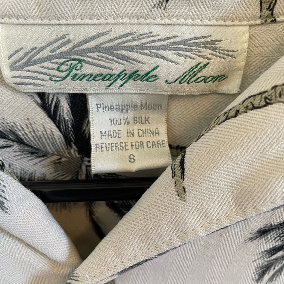 Pineapple Moon Mens Small Palm Tree Shirt Tan Black Silk - Picture 3 of 5